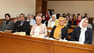 اللجنة التشريعية بالمجلس القومي ينظم يومًا تعريفيًا لمناهضة العنف ضد المرأة