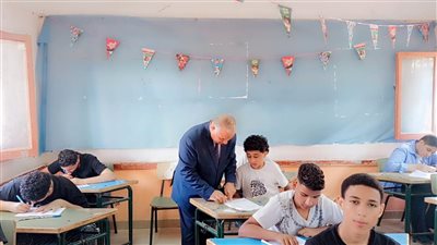 وكيل تعليم الفيوم يتابع امتحانات الشهادة الإعدادية