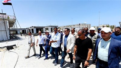 وزير الإسكان يتفقد كوبري C3  و