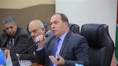 وزير الحكم المحلي الفلسطيني: الاحتلال يحاصر المخيمات لتدمير بنيتها التحتية وتهجير سكانها 