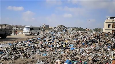 وزير الحكم المحلي الفلسطيني: تراكم 500 ألف طن من النفايات الصلبة بقطاع غزة
