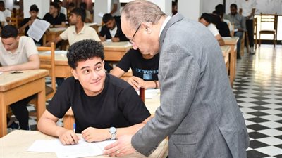 44734 طالبًا وطالبة يؤدون الامتحانات النظرية للفصل الدراسي الثاني بجامعة قناة السويس