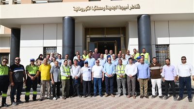 محافظ أسيوط ووزير الموارد المائية والري يتفقدان قناطر أسيوط الجديدة ومحطتها الكهرومائية 