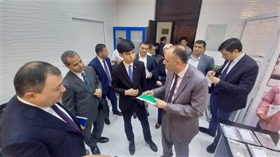 وقاية النباتات يستقبل وفد دولة أوزبكستان لتعزيز التعاون العلمي وتبادل الخبرات