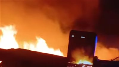 إصابة 5 أشخاص في حريق نشب في مصنع بلاستيك بشبرا الخيمة 