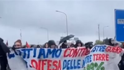 آلاف الإيطاليين يتظاهرون في روما ضد قانون يقيد الاحتجاج