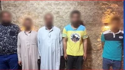 ضبط المتهمين بالتعدي على مالك محل بالشرقية