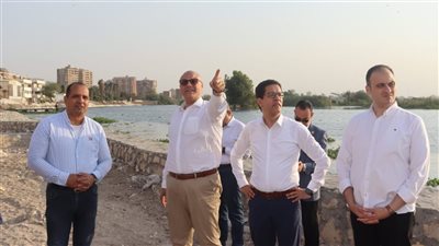 محافظ القليوبية ورئيس جامعة بنها يتفقدان ممشى أهل مصر