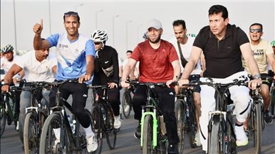 وزيرا الأوقاف والرياضة ومحافظ القاهرة يشاركون بماراثون الدراجات بالعاصمة الإدارية