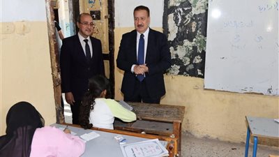 ضبط طالب قام بتصوير امتحان الدراسات بالمنوفية