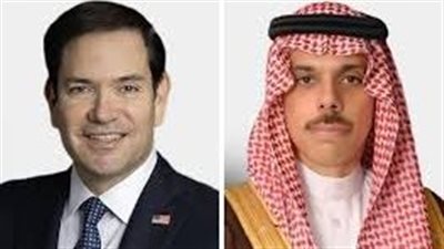 وزير الخارجية السعودي يبحث مع نظيره الأمريكي التطورات الدولية