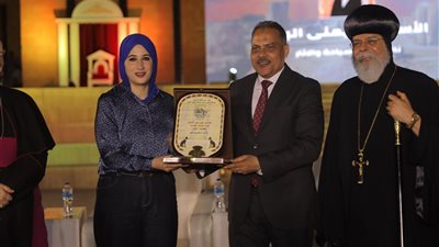 يمنى البحار تشارك في إطلاق المنتدى السياحي الدولي الأول لمسار رحلة العائلة المقدسة في مصر بمنطقة آثار تل بسطا 