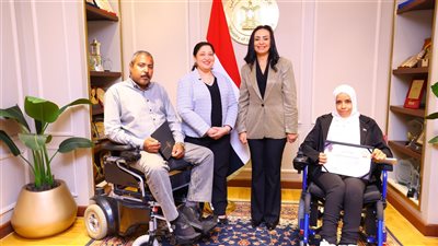 وزيرة التضامن الاجتماعي تُكرم الإدارة المركزية لشؤون ذوي الهمم