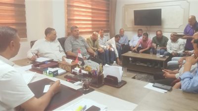رئيس مدينة أبوالمطامير يعقد إجتماعاً موسعا إستعداداً لإستقبال عيد الأضحى