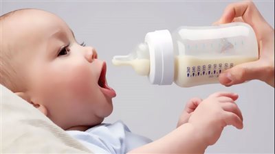 أزمة ألبان الأطفال تبحث عن حل:تحديات عديدة أمام توطين الصناعة