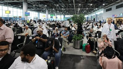 مطار القاهرة يختم موسم سفر الحجاج واستعدادات مكثفة لعودتهم الأسبوع القادم