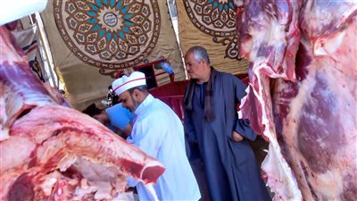 إستمرار سوق اليوم الواحد بأخميم حتى أول أيام عيد الأضحى