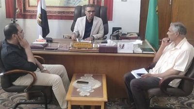 رئيس مركز إطسا بالفيوم يناقش الاستعداد لاستقبال عيد الأضحى