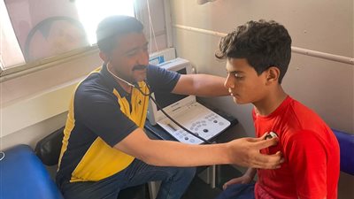 تنفيذ قافلة طبية بقرية كوم الفرج بأبو المطامير 