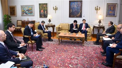 وزير الخارجية يلتقي مبعوث الحكومة الصينية الخاص للشرق الأوسط