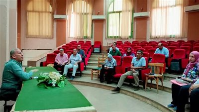 وكيل  الشباب والرياضة يبحث خطة الأنشطة خلال عيد الأضحى