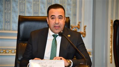 بعد إطلاق الـ5G.. رئيس اتصالات النواب يطالب بإلزام شركات المحمول بعدم زيادة الأسعار 