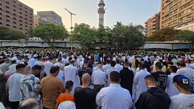 صلاة عيد الأضحى المبارك في مسجد مصطفى محمود 