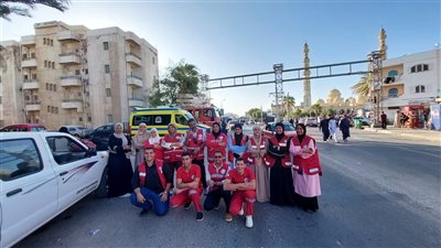 فرق  الهلال الأحمر بالبحر الأحمر تؤمن المصلين خلال أداء صلاة عيد الأضحى 
