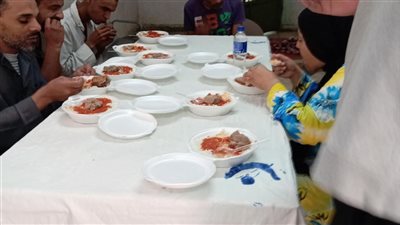 إفطار جماعي للنزلاء بقسم الأمراض النفسية بمستشفى الفيوم العام