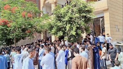  مات صائما.. تشييع جثمان طالب لقي مصرعه على يد عاطل بالقناطر الخيرية 