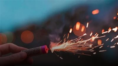 الألعاب النارية أزمة الأعياد.. الأسواق تمتلئ بالبضائع المهربة والمكسب 1000% 