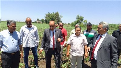 وكيل زراعة الغربية يتفقد سير العمل بالإدارات في أول أيام العيد