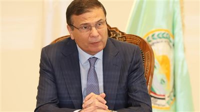 وزير الزراعة يطمئن على حالة مسئول حماية الأراضي بسوهاج بعد الاعتداء عليه خلال حملة إزالة تعديات