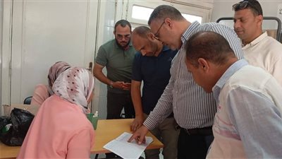 رئيس حوش عيسى يواصل حملاته الميدانية على المصالح الحكومية خلال عيد الأضحى