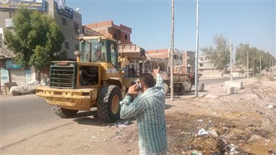 رفع أطنان تراكمات القمامة بقرى دمنهور للحفاظ على النظافة خلال عيد الأضحى