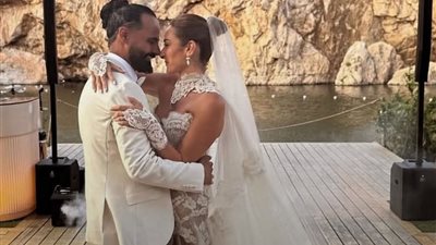 الصور الأولى من حفل زفاف أمينة خليل الثاني في اليونان (شاهد)