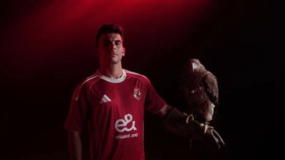 زيزو بعد انضمامه للأهلي: هناك لاعبين في الزمالك يتواصلون معي 