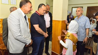 محافظ أسيوط يفتتح مركزًا طبيًا متخصصًا بمدينة أبوتيج لتعزيز الخدمات الصحية للمواطنين