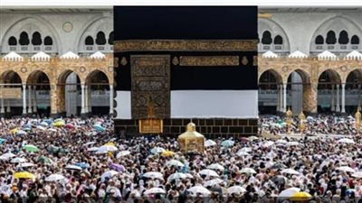 السعودية تعلن إطلاق موسم العمرة وبدء إصدار تأشيرات معتمري الخارج