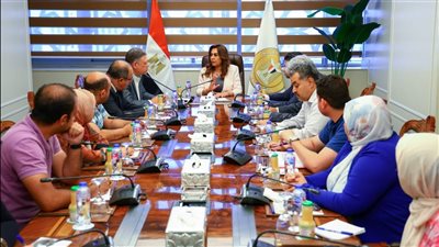 توجيهات بتشديد الرقابة على المراكز التكنولوجية بالمحافظات وإنجاز خدمات المواطنين 