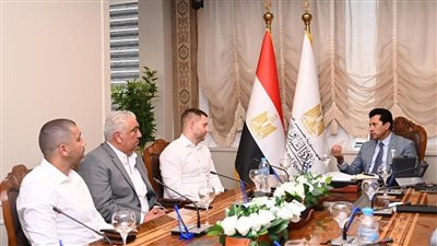وزير الشباب يبحث سُبل تسويق المعسكرات الرياضية بشرم الشيخ لوضعها على الخريطة العالمية