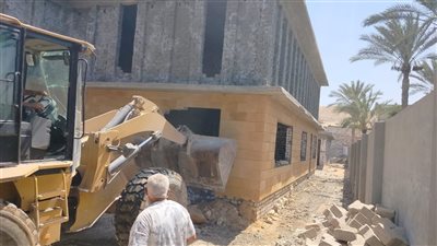 محافظ الجيزة: إزالة ١٣ حالة بناء مخالف على أراضي أملاك الدولة بمركز كرداسة