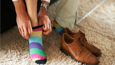 لماذا كان النبي يبدأ بيده اليمنى في كل أعماله اليومية؟