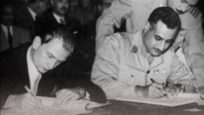 احتفاءً بذكرى طرد آخر جندي بريطاني .. 