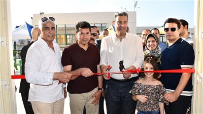 وزير الرياضة ومحافظ دمياط يتفقدان الأعمال الإنشائية والملاعب بنادي المستقبل بدمياط الجديدة