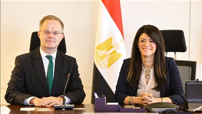 المشاط تبحث مع سفير المملكة المتحدة سبل دفع العلاقات الاقتصادية والاستثمارية 