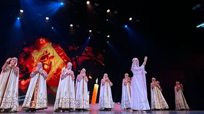 استعراض روسي مصري وسط أجواء مبهجة علي مسرح دار الاوبرا للاحتفال  بالعيد الوطنى لروسيا