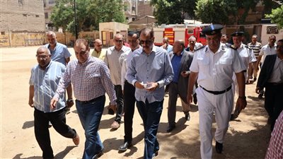 محافظ سوهاج يتفقد تجهيزات لجان امتحانات الثانوية العامة واستراحات الملاحظين