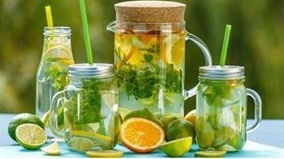 ابدأ يومك بشرب ماء الديتوكس وستشعر بالفرق.. طرق التحضير 