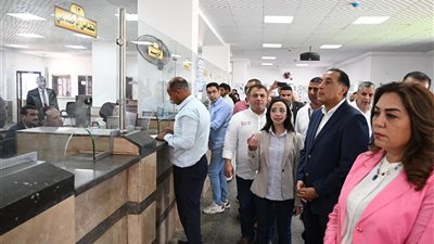 رئيس الوزراء يتفقد المركز التكنولوجي بزاوية صقر في البحيرة